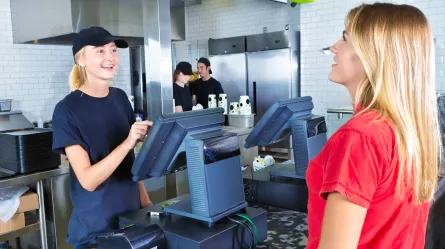 teen restaurant worker