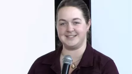 Image of Melissa