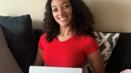photo of Rachel and her laptop